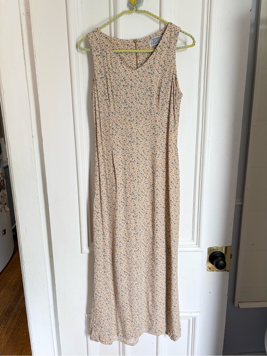 Jacob Dresses & Skirts - Y2K Vintage Jacob Sleeveless Floral Maxi Dress in Pale Yellow and Blue